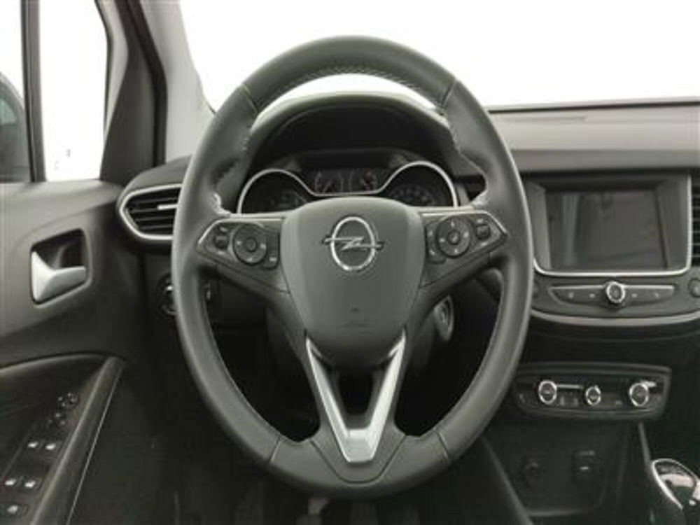 Opel Crossland usata a Bari (15)