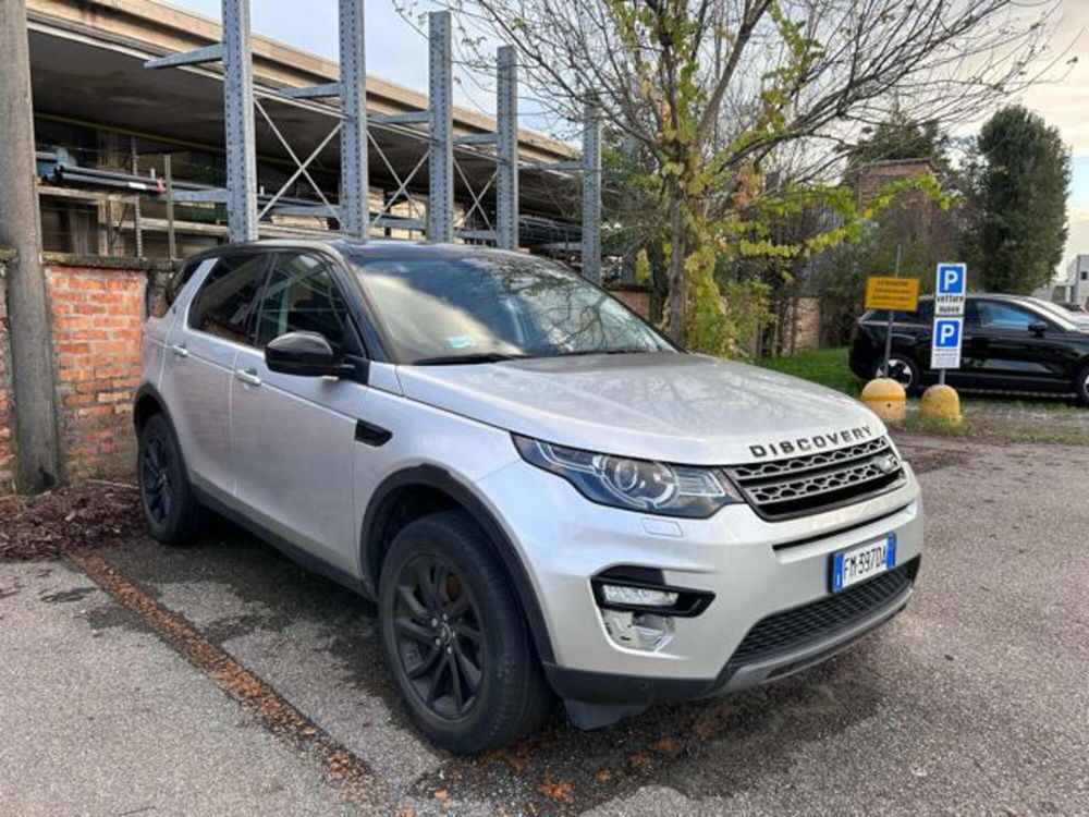 Land Rover Discovery Sport usata a Parma