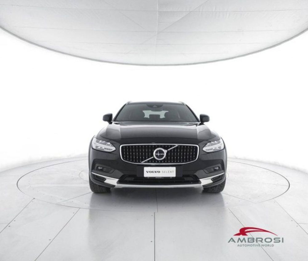 Volvo V90 Cross Country usata a Perugia (5)