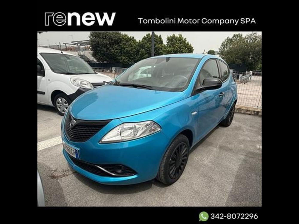 Lancia Ypsilon usata a Macerata