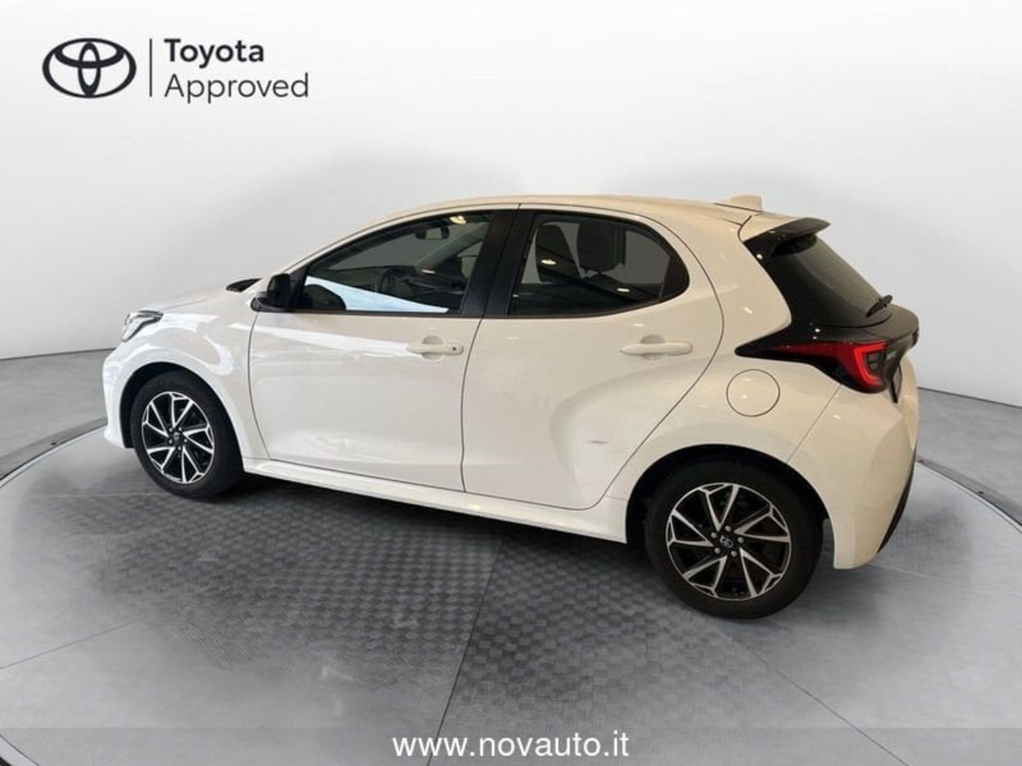 Toyota Yaris 1.0 5 porte Trend  del 2020 usata a Varese