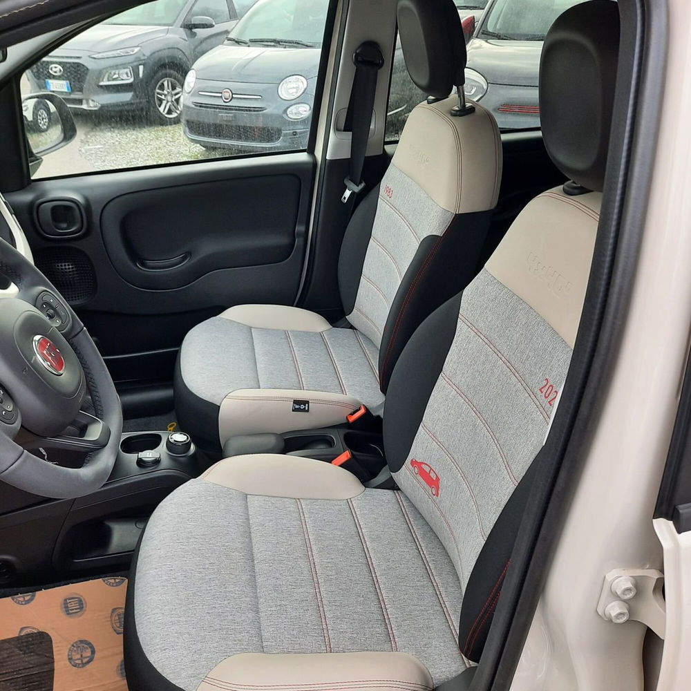 Fiat Panda Cross nuova a La Spezia (15)