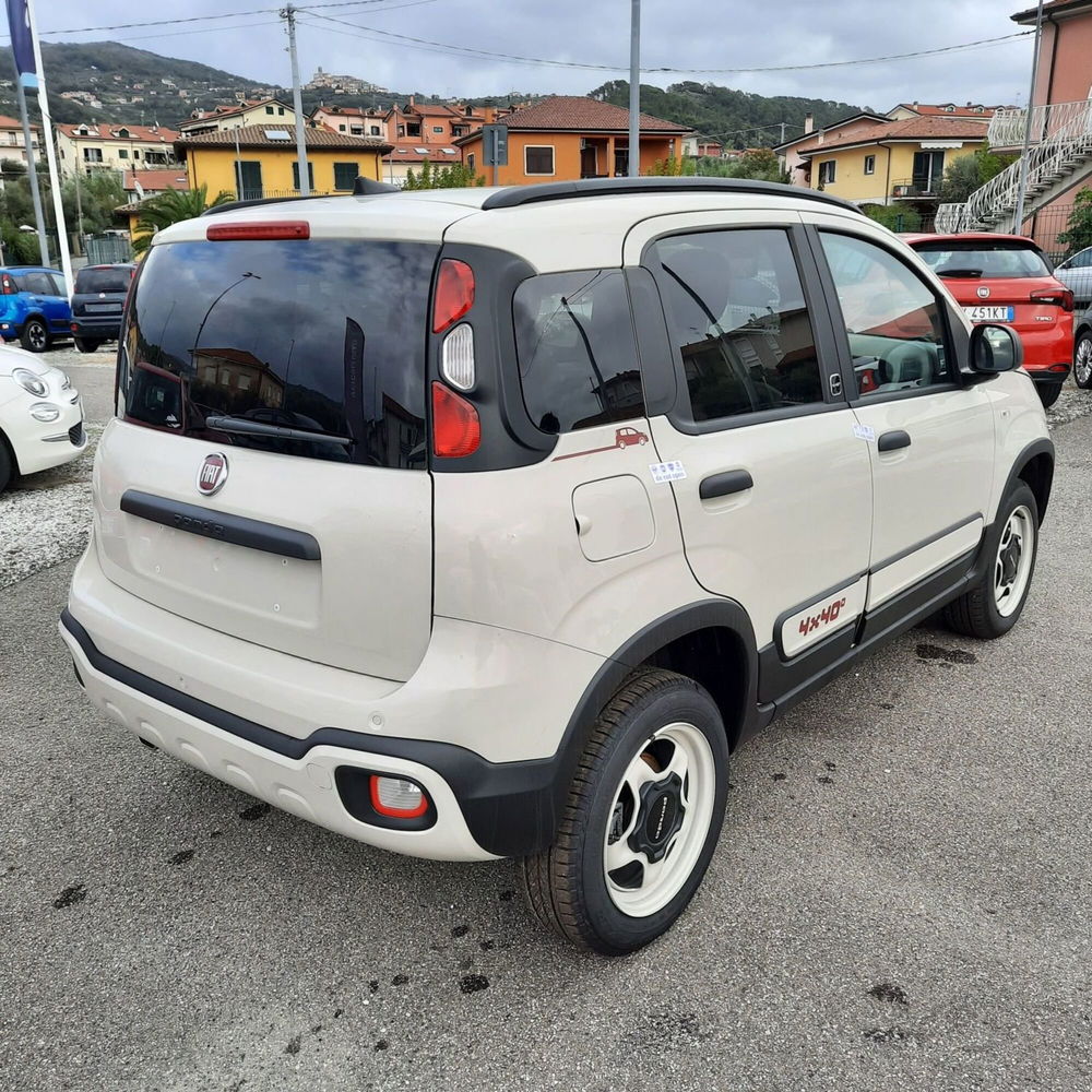 Fiat Panda Cross nuova a La Spezia (6)