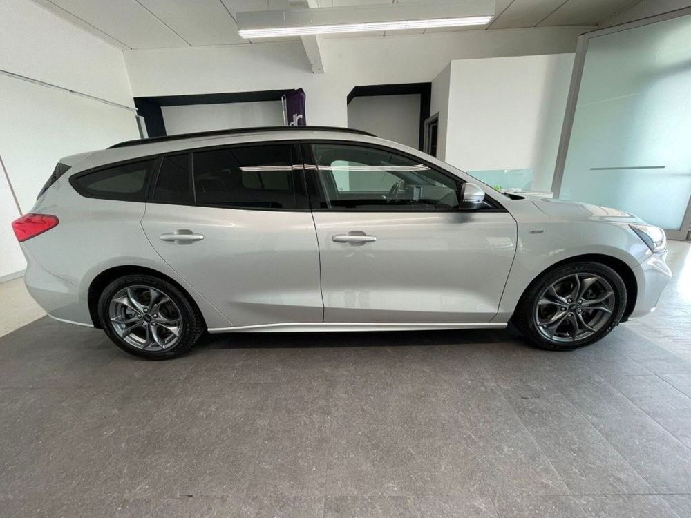 Ford Focus Station Wagon usata a Arezzo (7)