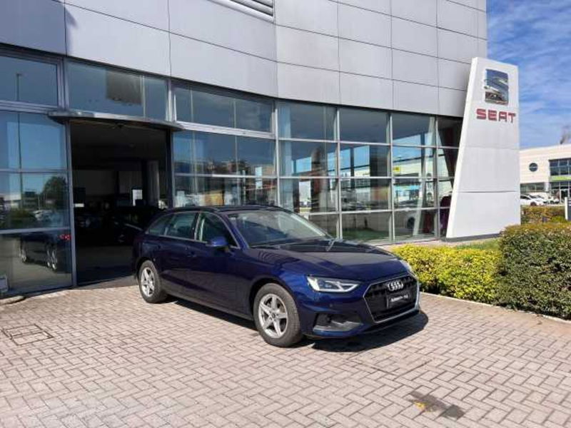 Audi A4 Avant 35 TDI/163 CV S tronic Business Advanced  del 2021 usata a Legnago