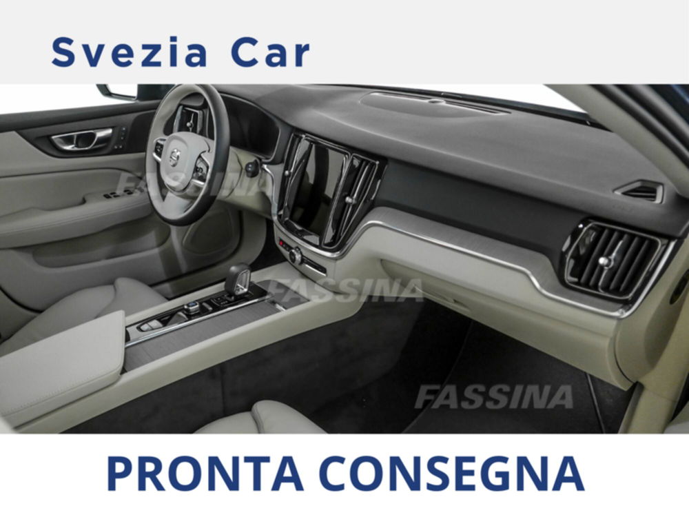 Volvo V60 Cross Country nuova a Milano (10)