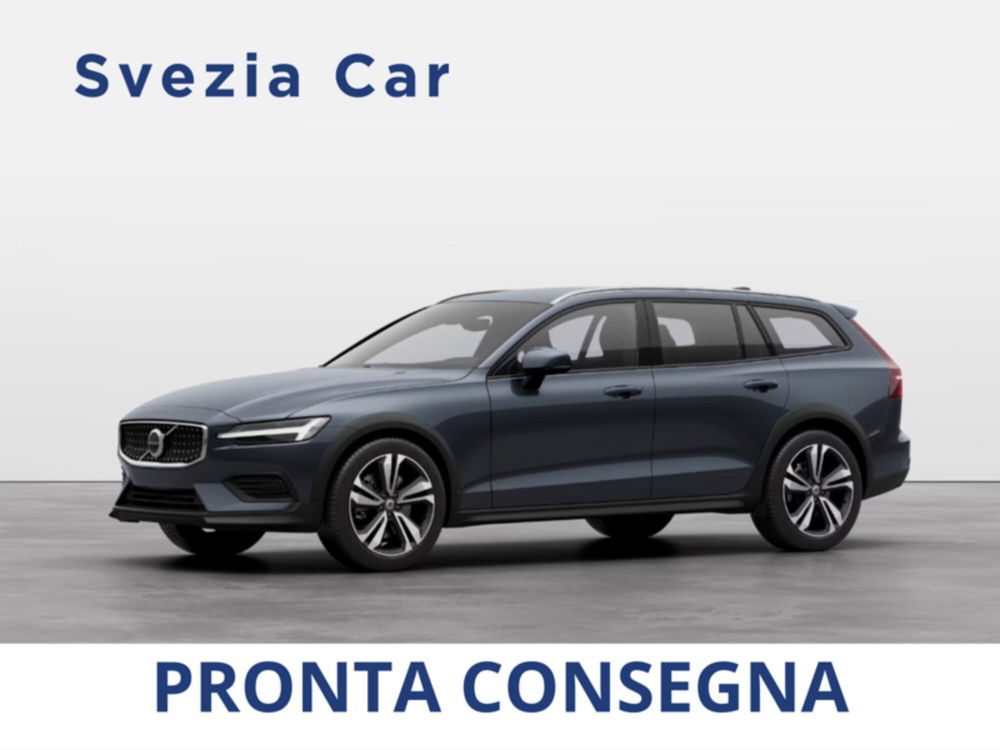 Volvo V60 Cross Country nuova a Milano