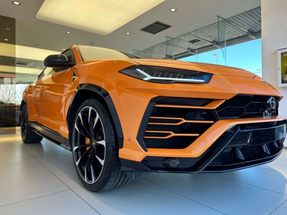 Lamborghini Urus usata a Torino (3)