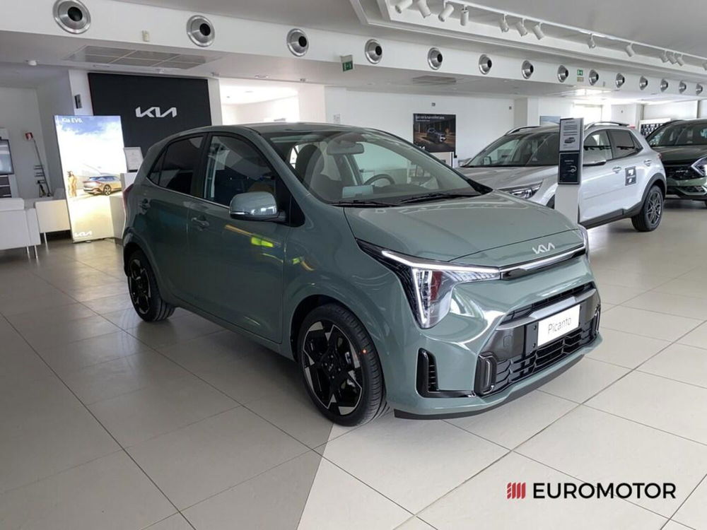 Kia Picanto nuova a Bari (3)