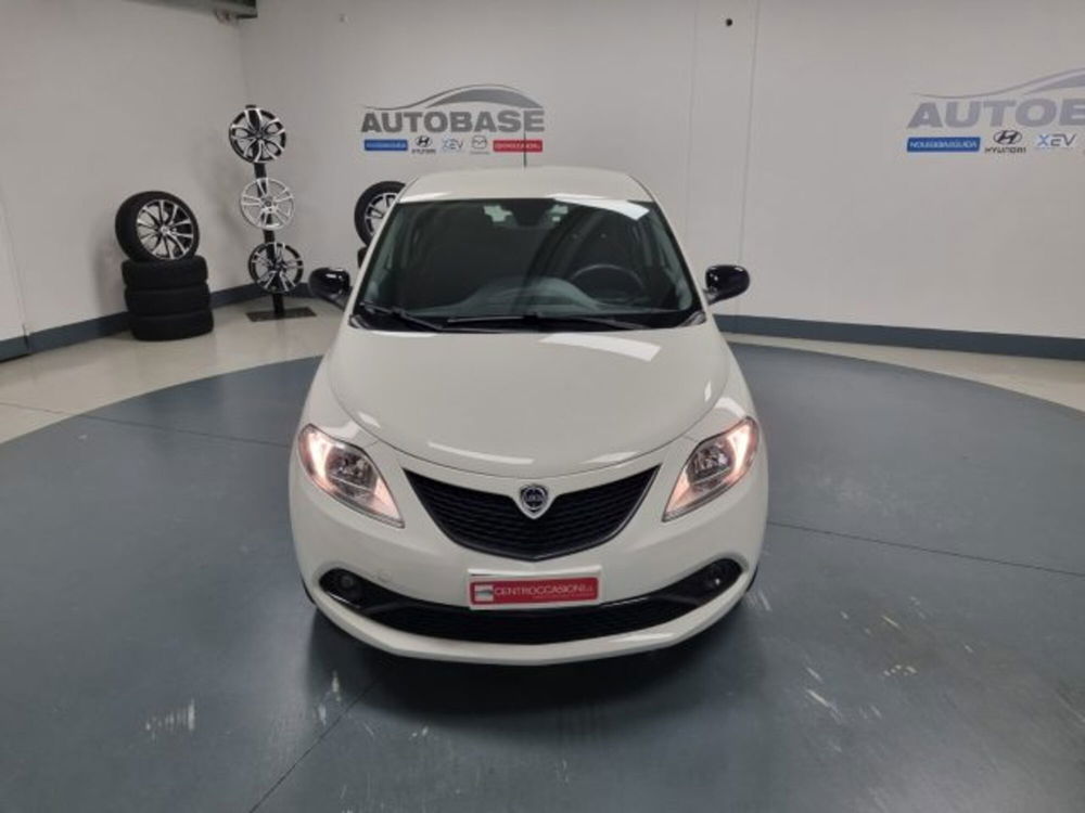 Lancia Ypsilon usata a Brescia (2)