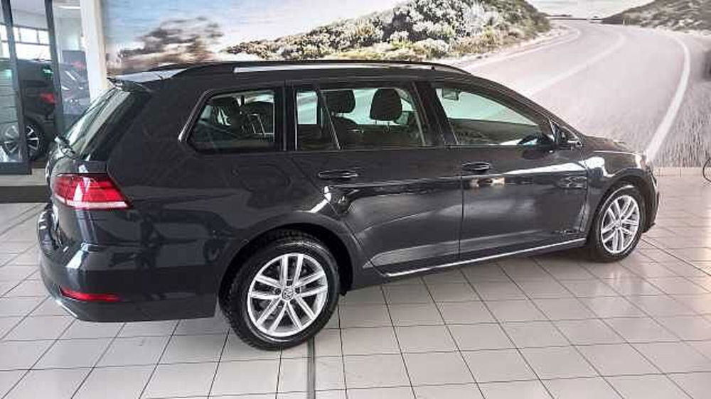 Volkswagen Golf Variant usata a Barletta-Andria-Trani (4)