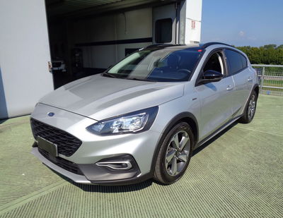 Ford Focus 1.0 EcoBoost Hybrid 125 CV Powershift 5p. Active X  del 2021 usata a Montebelluna