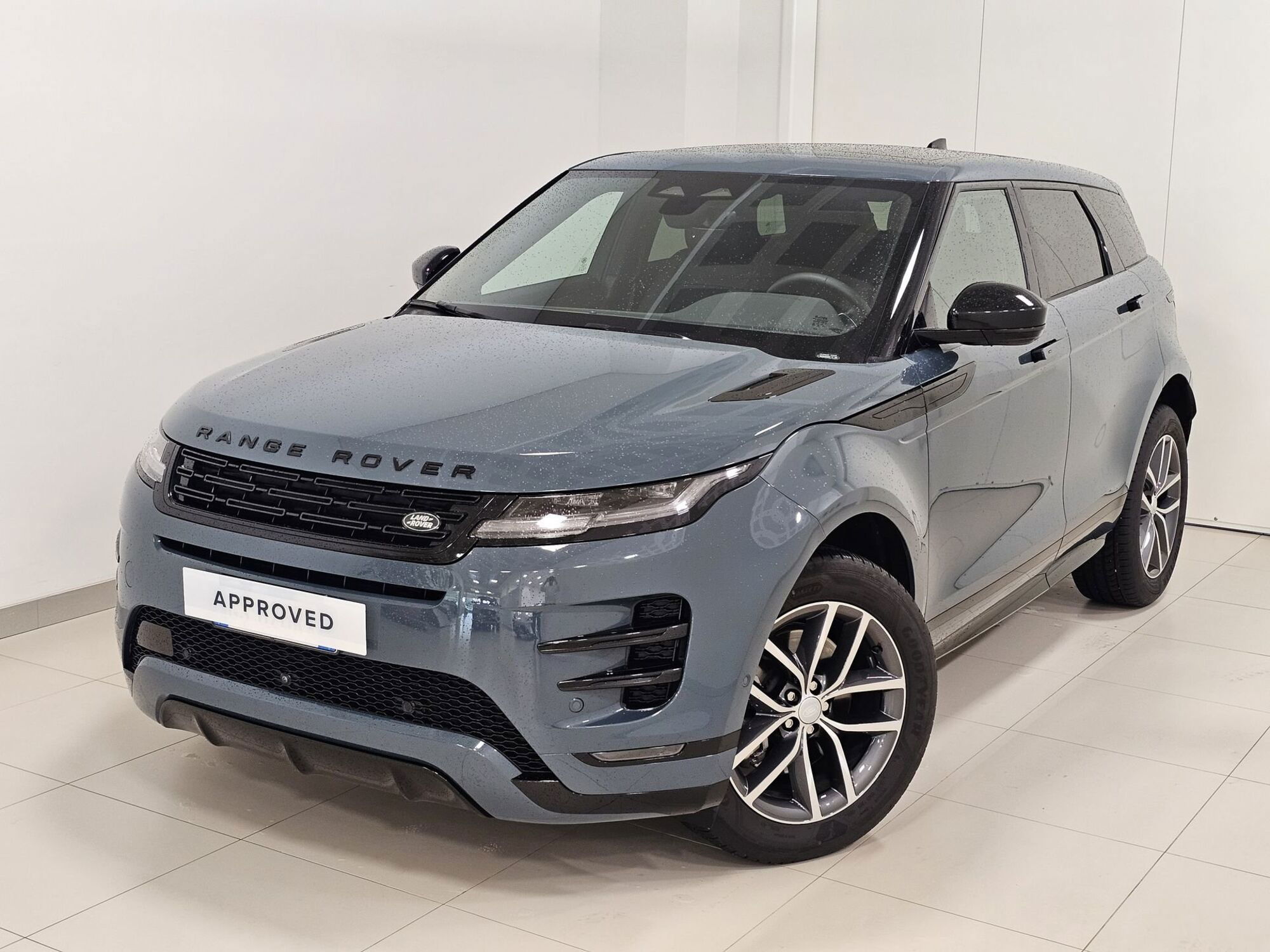 Land Rover Range Rover Evoque 2.0D I4 163 CV AWD Auto SE  del 2024 usata a Lodi