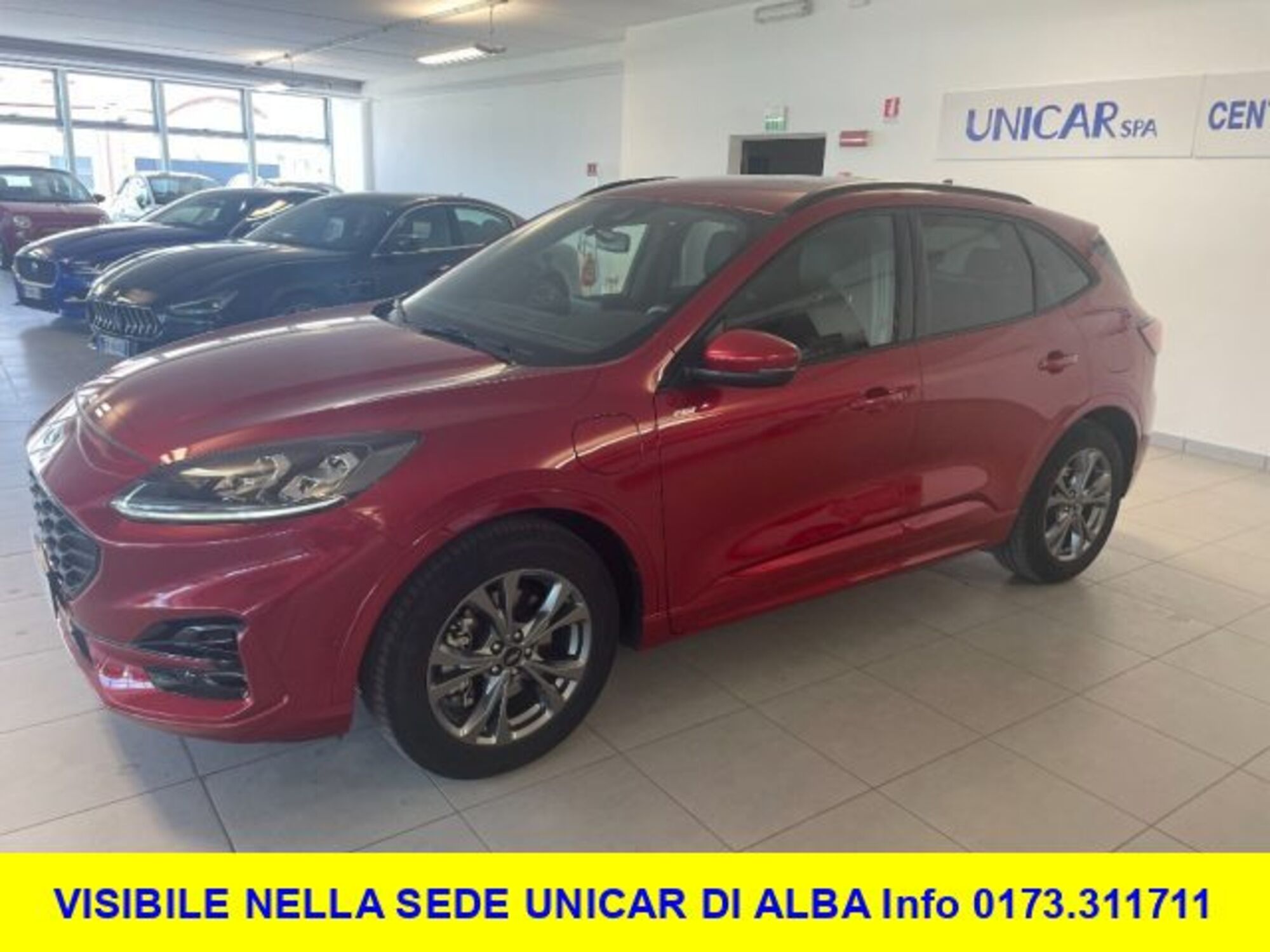 Ford Kuga 2.5 Plug In Hybrid 225 CV CVT 2WD ST-Line  del 2021 usata a Alba