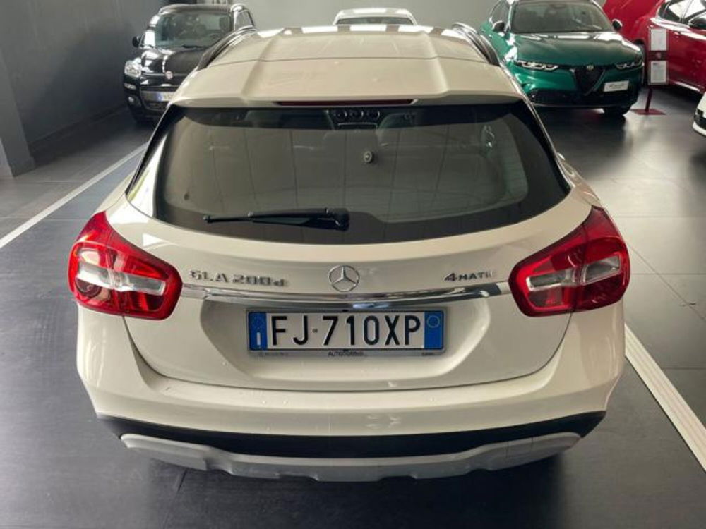 Mercedes-Benz GLA SUV usata a Modena (10)