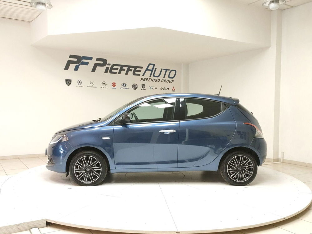 Lancia Ypsilon usata a Teramo (2)