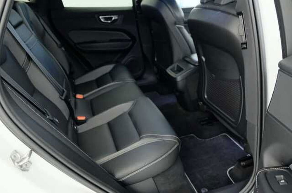 Volvo XC60 usata a Mantova (4)