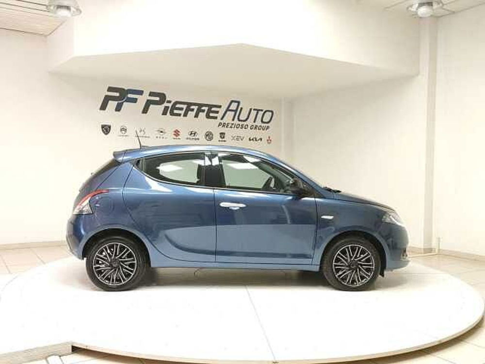 Lancia Ypsilon usata a Teramo (5)