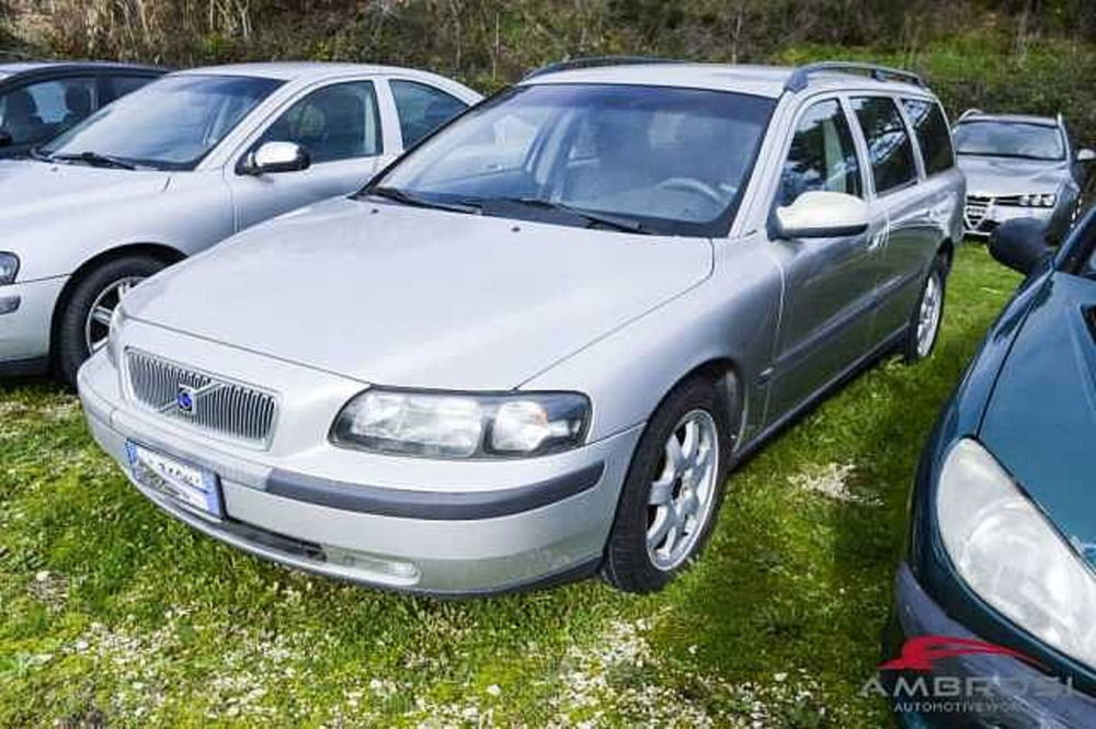 Volvo V70 usata a Viterbo