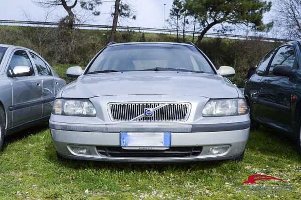 Volvo V70 usata a Viterbo (5)