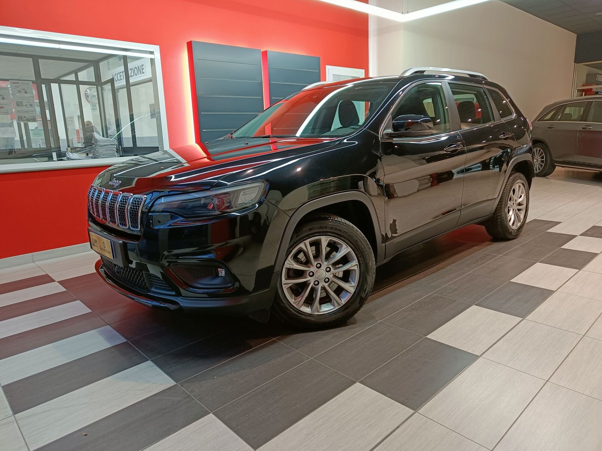 Jeep Cherokee 2.2 Mjt Longitude del 2019 usata a Serravalle Pistoiese