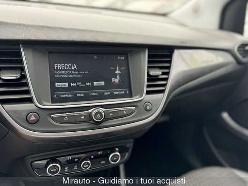 Opel Crossland X usata a Roma (13)