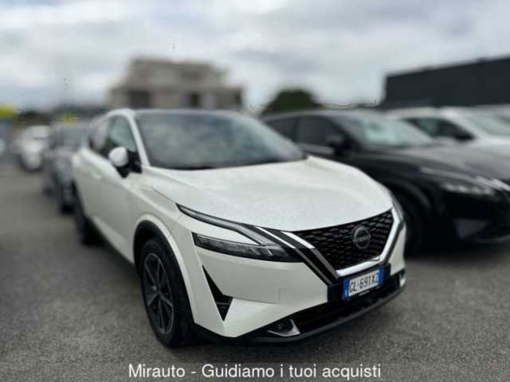 Nissan Qashqai usata a Roma