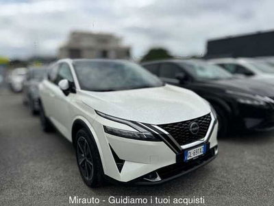 Nissan Qashqai 1.3 mhev Tekna 4wd 158cv xtronic del 2022 usata a Roma