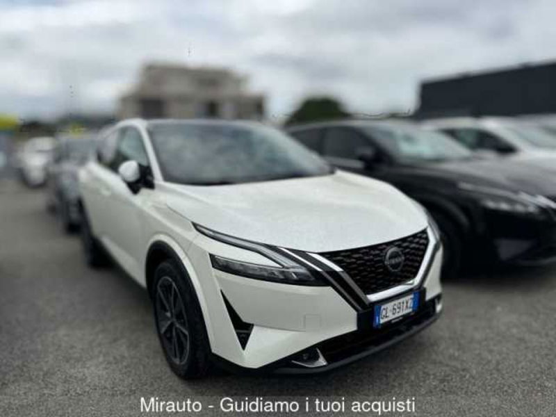 Nissan Qashqai 1.3 mhev Tekna 4wd 158cv xtronic del 2022 usata a Roma