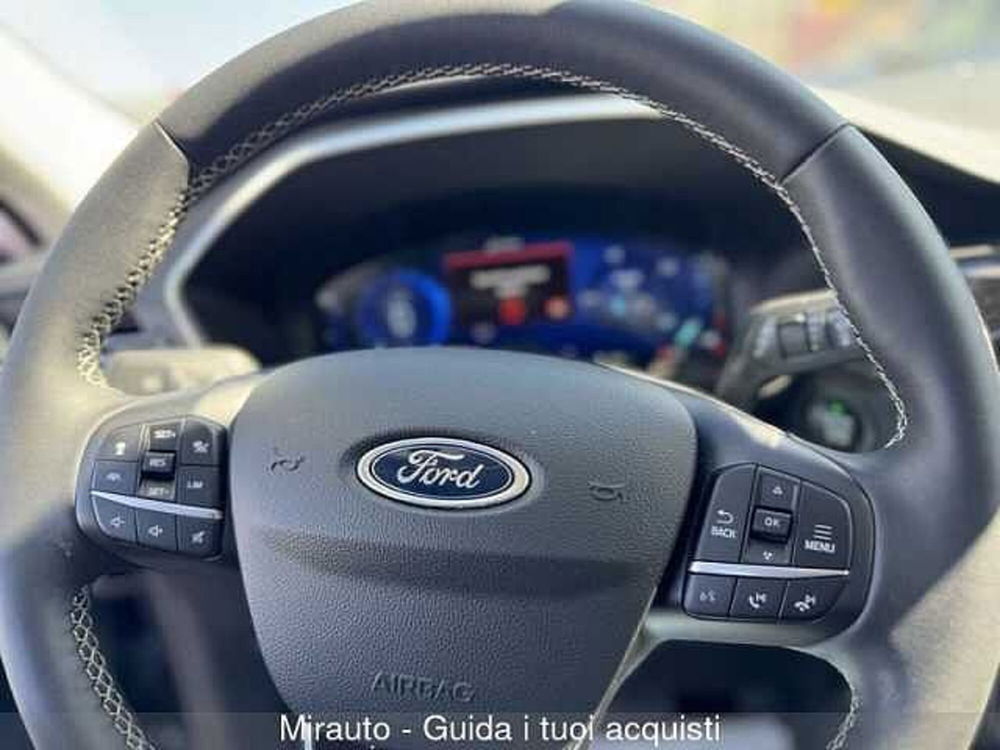 Ford Kuga usata a Roma (13)