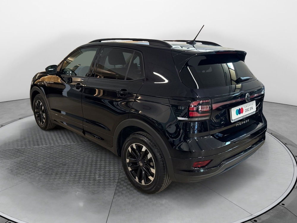 Volkswagen T-Cross usata a Prato (6)