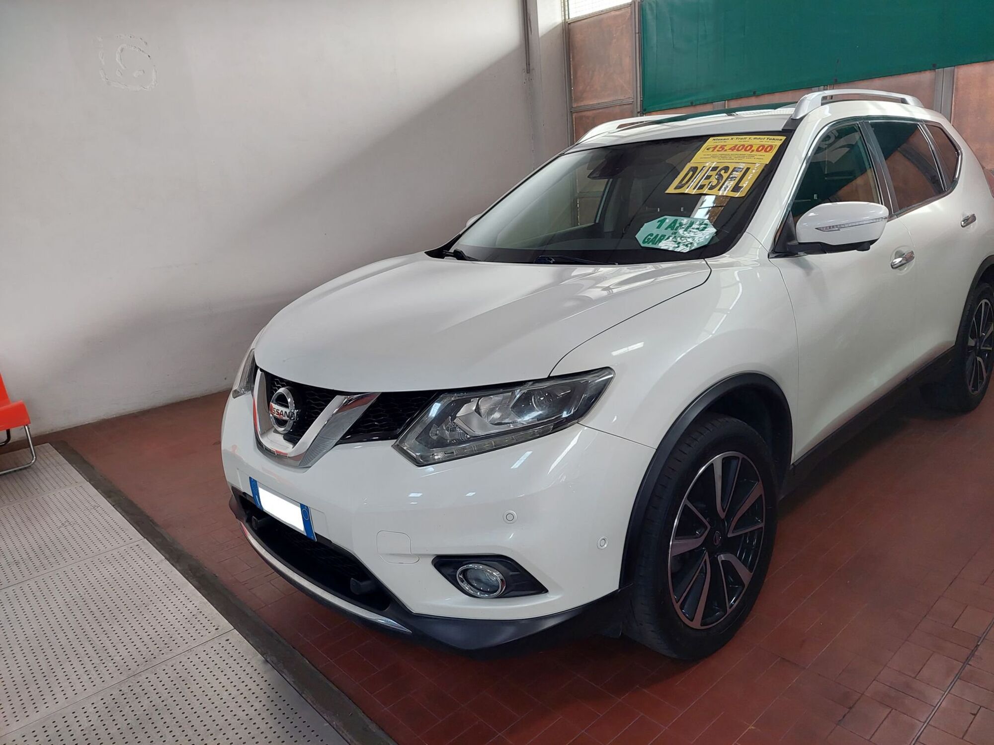 Nissan X-Trail 1.6 dCi 2WD Tekna  del 2016 usata a Altopascio