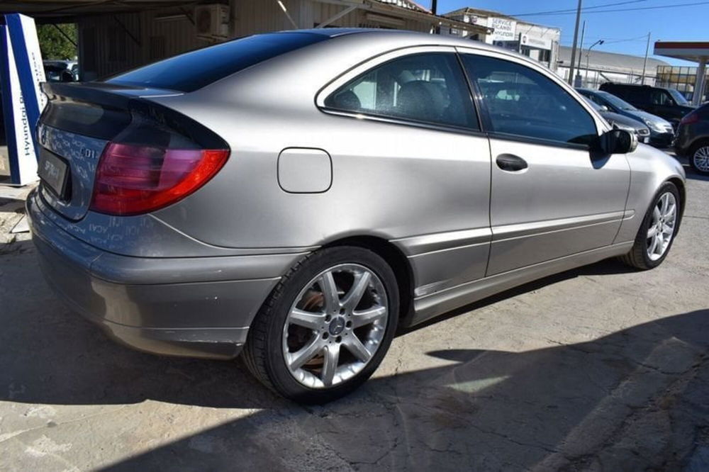 Mercedes-Benz Classe C Coupé usata a Catania (4)