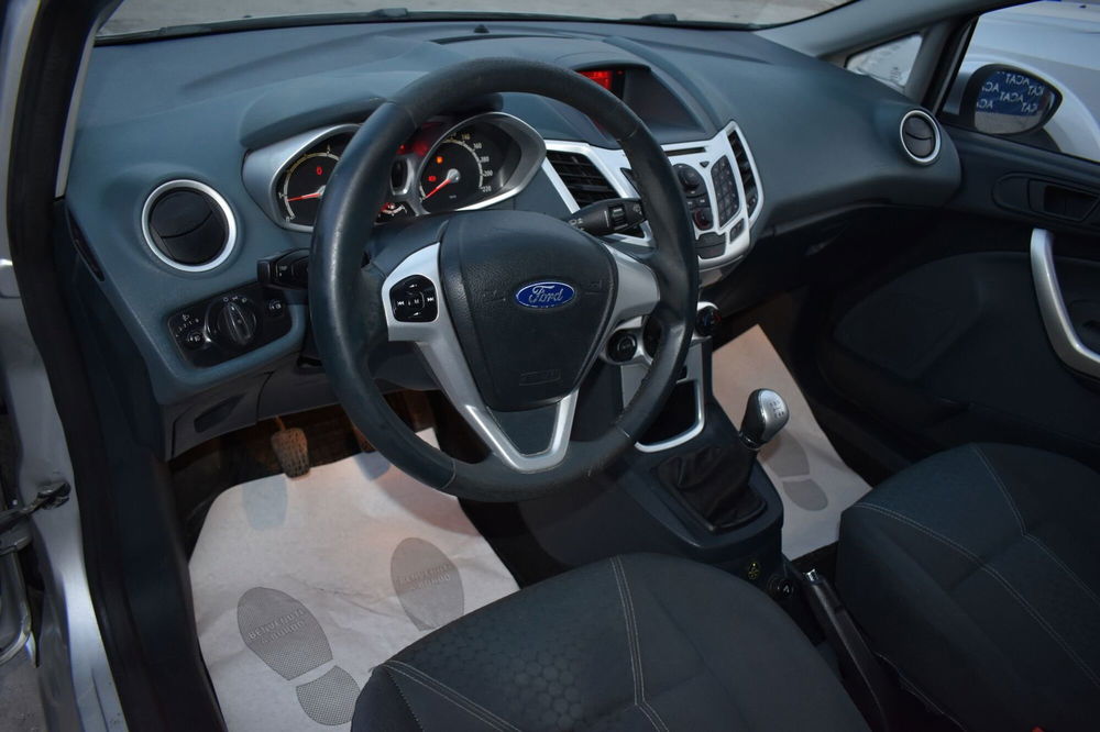 Ford Fiesta usata a Catania (7)