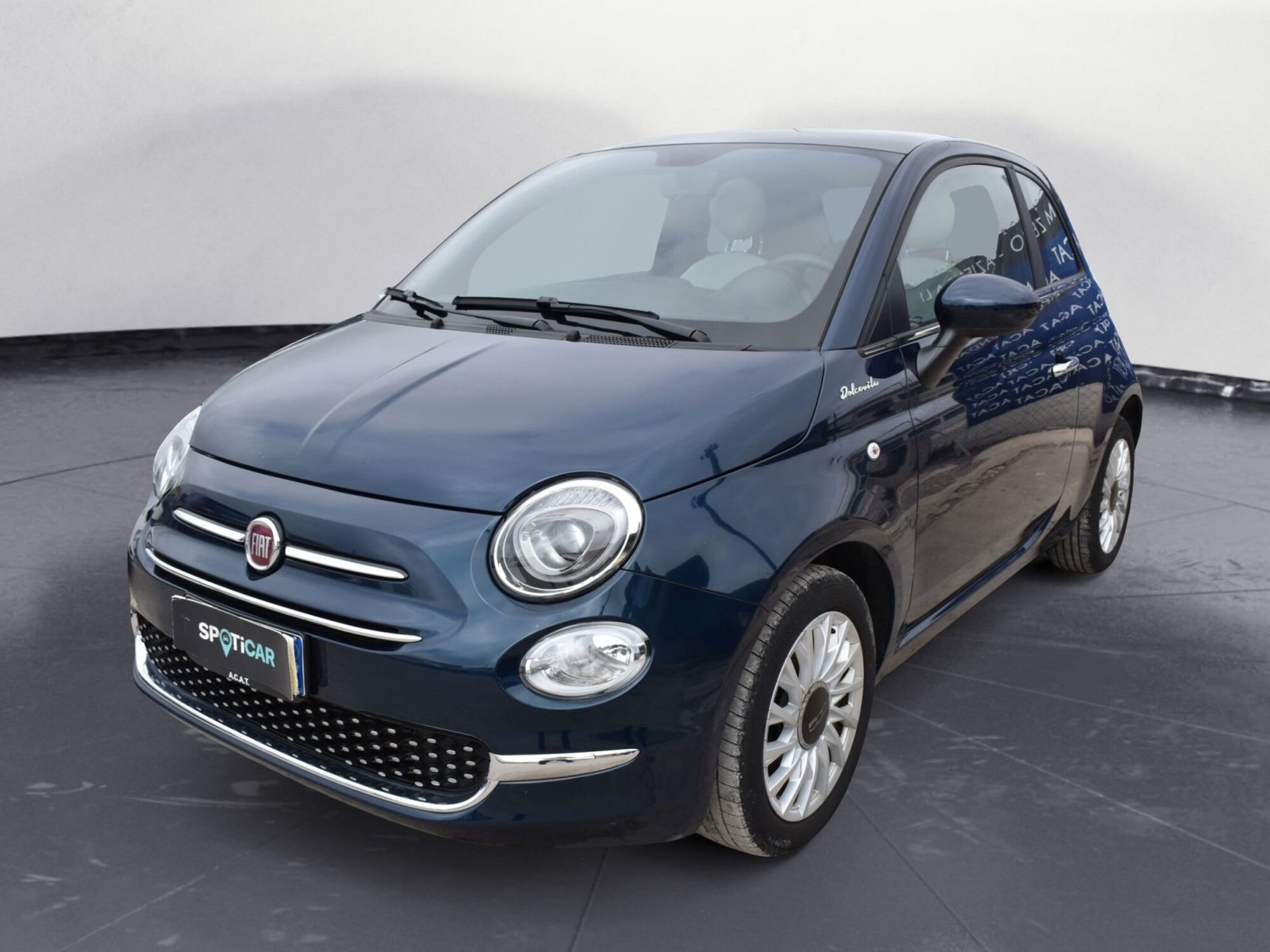 Fiat 500 1.0 Hybrid Dolcevita  del 2022 usata a Catania