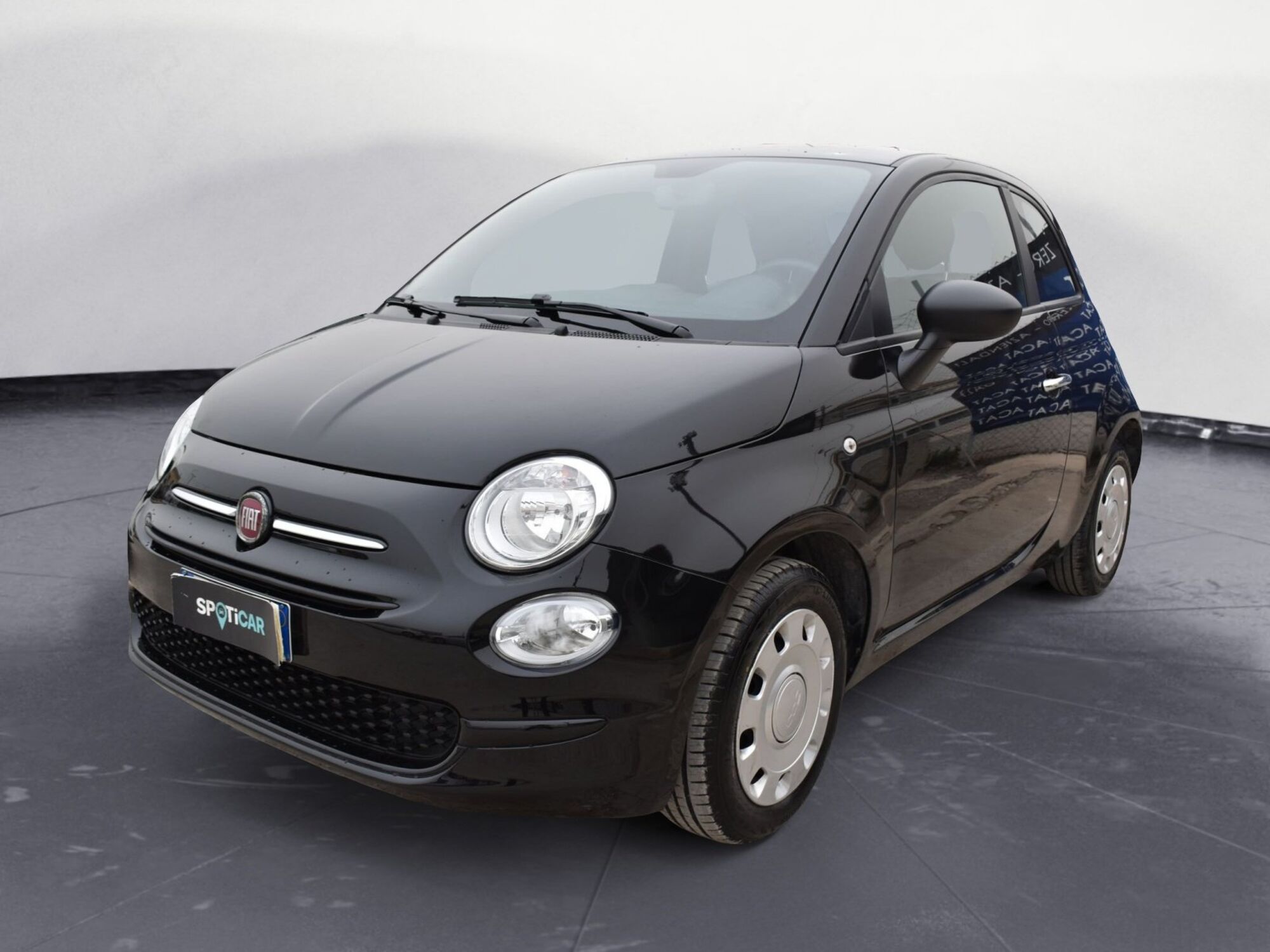 Fiat 500 1.0 Hybrid Dolcevita  del 2022 usata a Catania