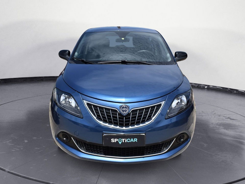 Lancia Ypsilon usata a Catania (2)