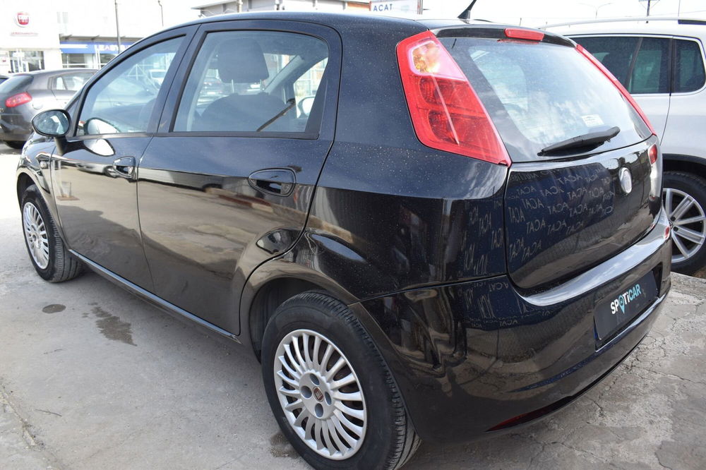 Fiat Grande Punto usata a Catania (6)