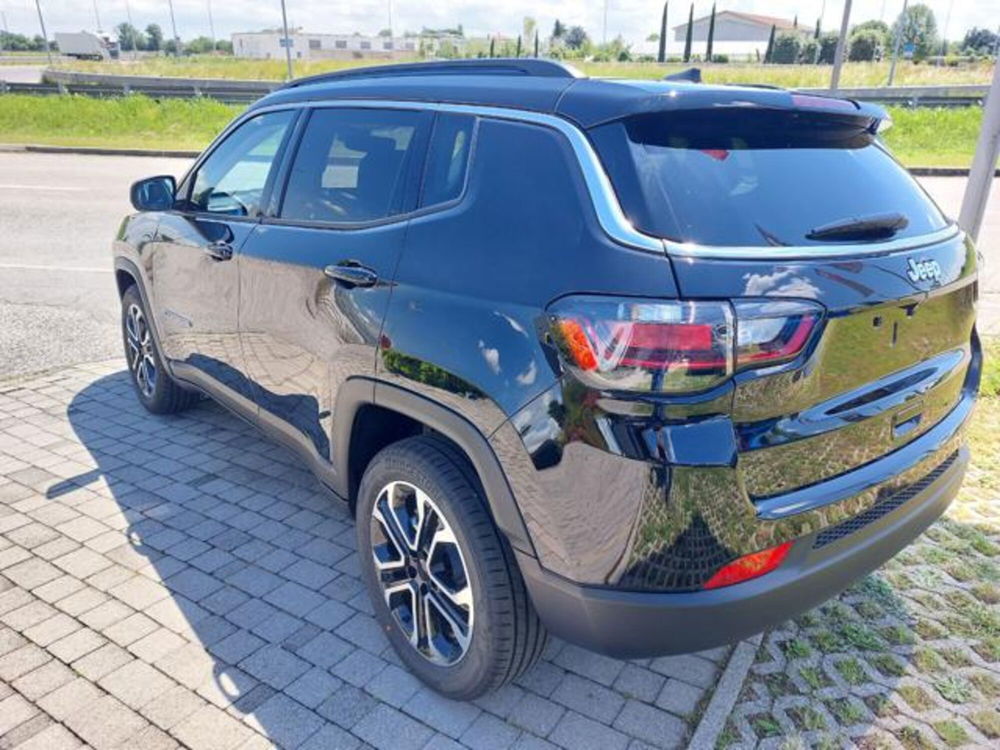 Jeep Compass nuova a Padova (4)