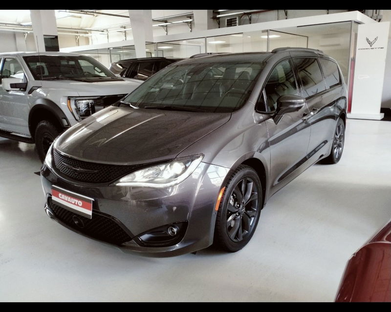 Chrysler Pacifica 3.6 V6 Limited awd at9 del 2018 usata a Monza