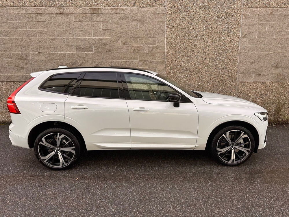 Volvo XC60 nuova a Bergamo (6)