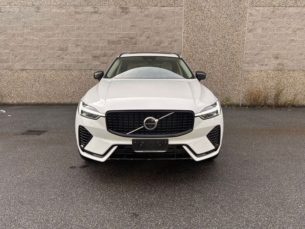 Volvo XC60 nuova a Bergamo (8)