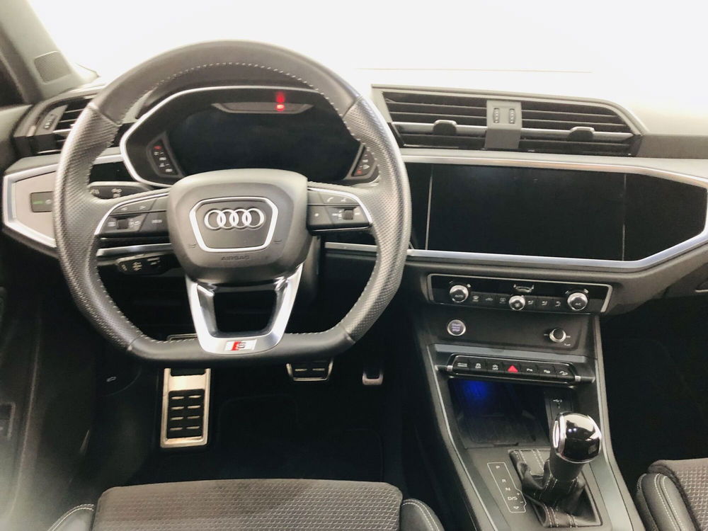 Audi Q3 Sportback usata a Massa-Carrara (11)