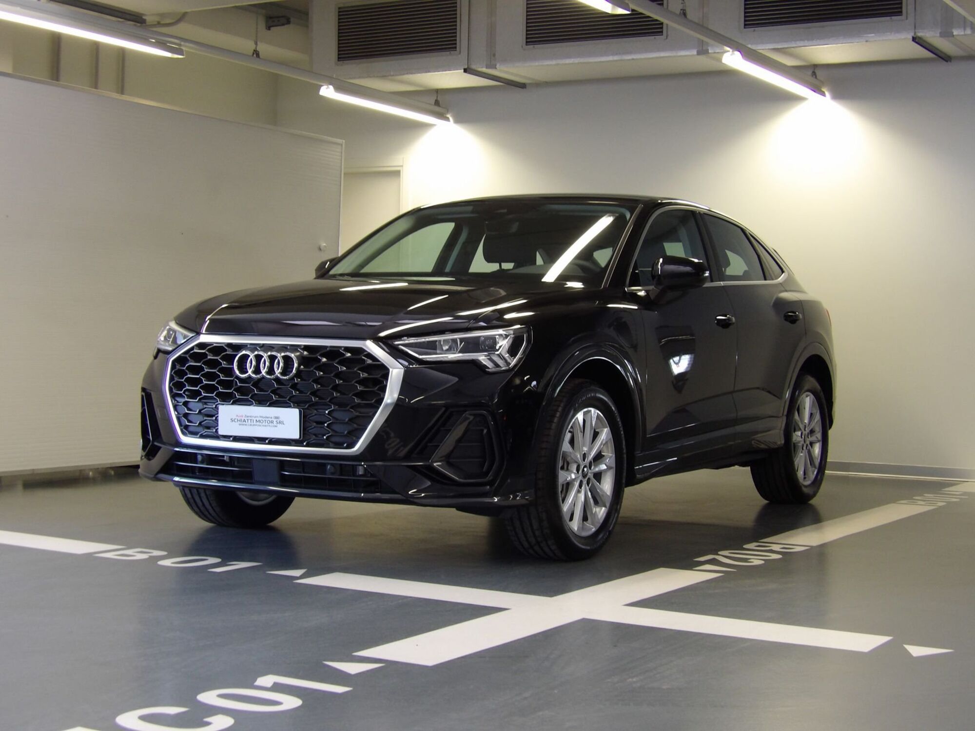 Audi Q3 Sportback 45 TFSI e S tronic Business Plus nuova a Modena