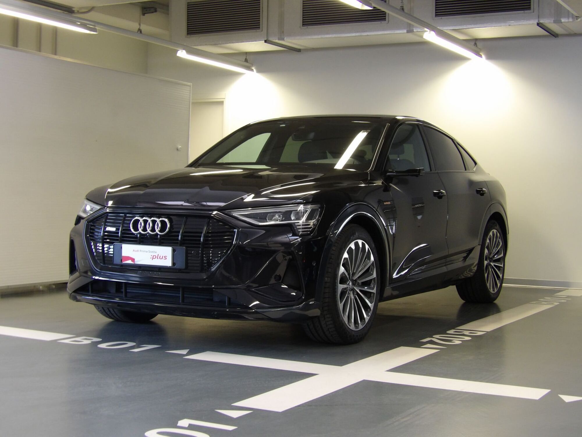 Audi e-tron 55 quattro S line Fast edition del 2020 usata a Modena