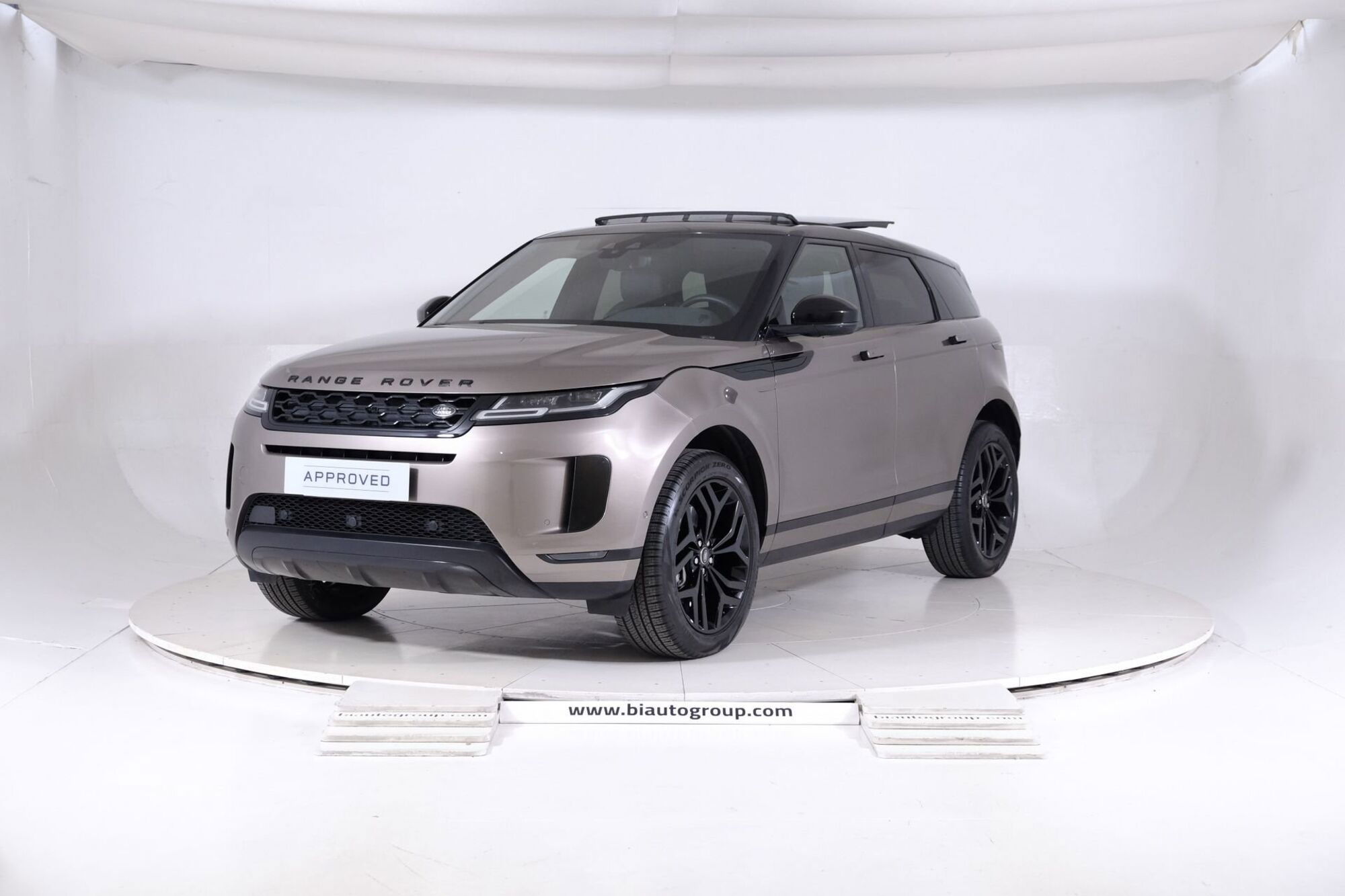 Land Rover Range Rover Evoque 2.0D I4-L.Flw 150 CV AWD Auto SE del 2020 usata a Torino