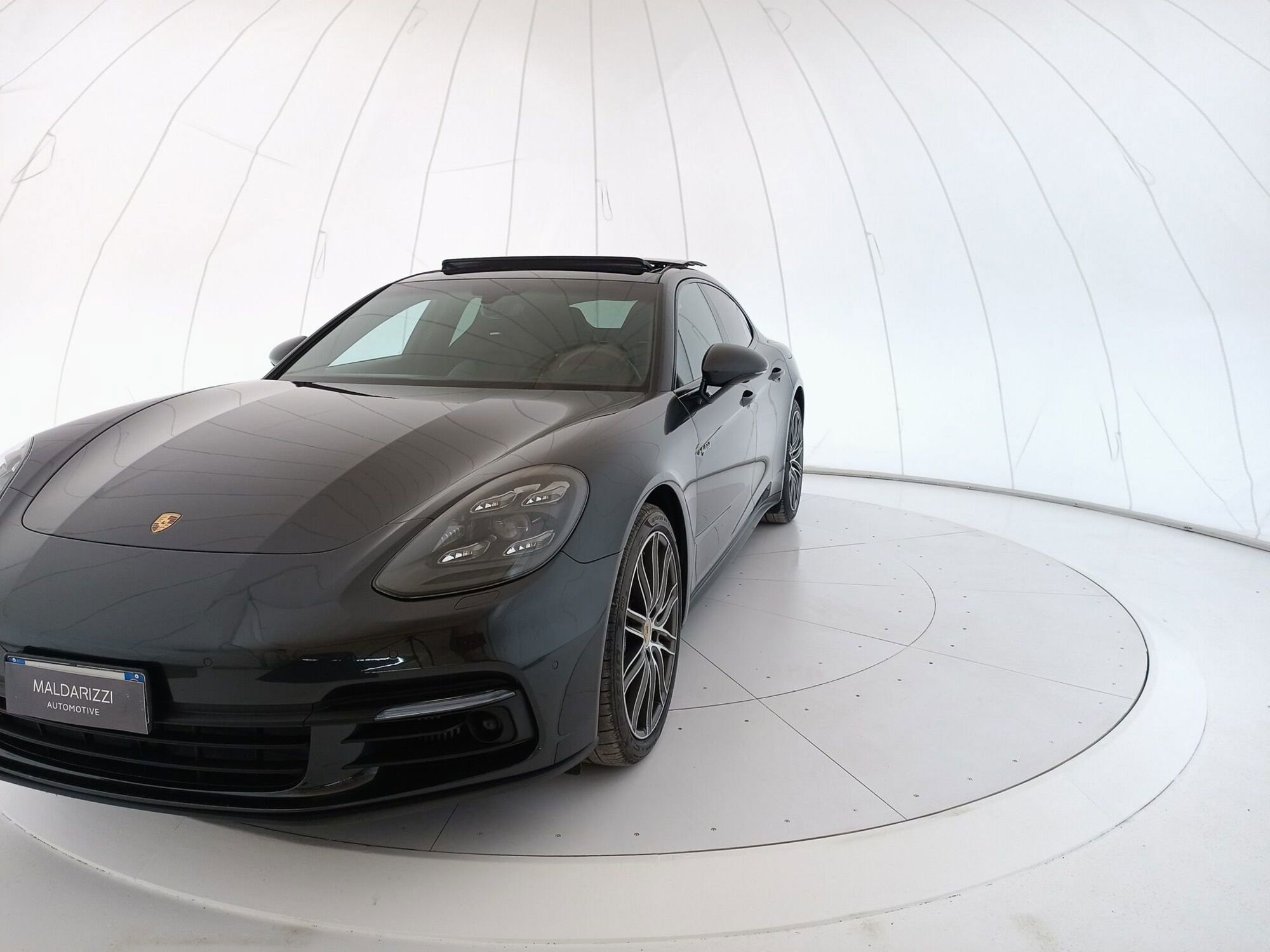 Porsche Panamera 2.9 4 auto del 2019 usata a Bari