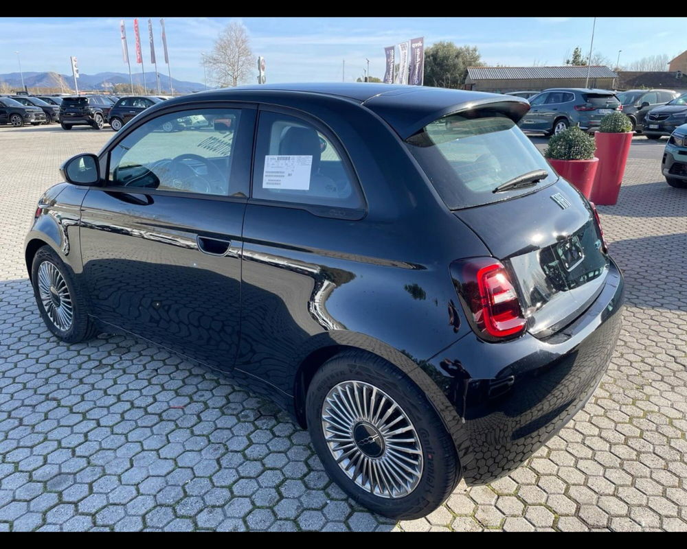 Fiat 500e nuova a Lucca (7)