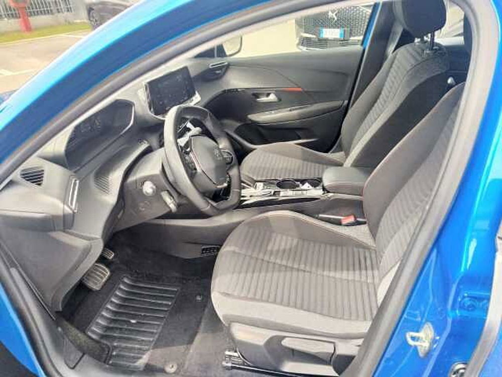 Peugeot 208 usata a Milano (8)