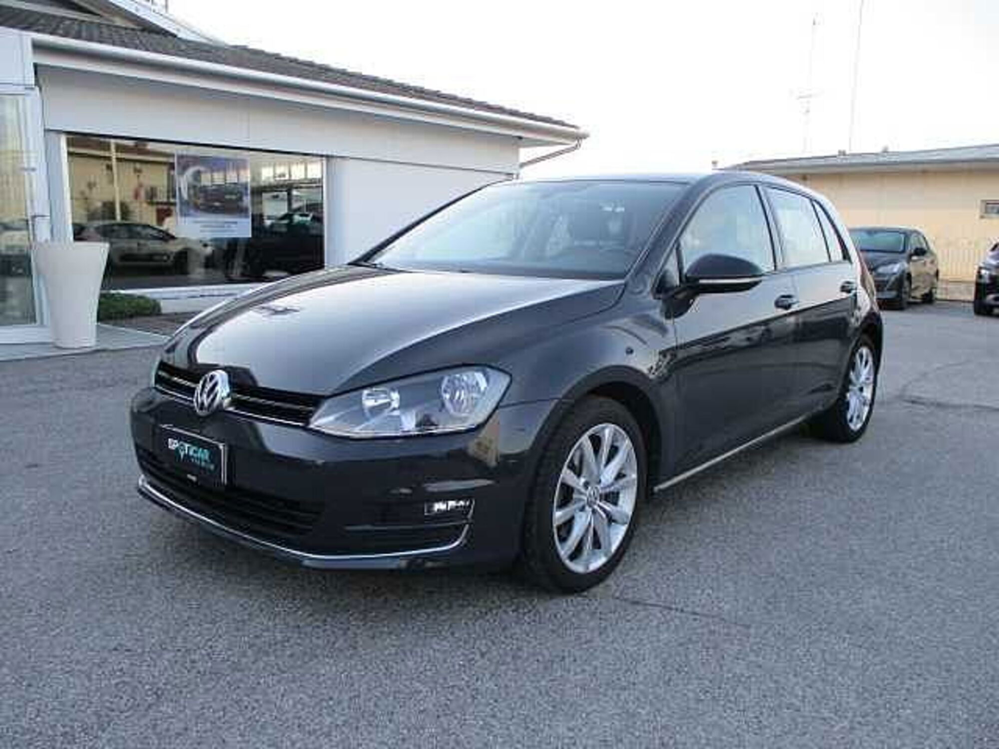 Volkswagen Golf 1.6 TDI 110 CV 5p. Highline BlueMotion Technology del 2016 usata a Castelfranco Veneto